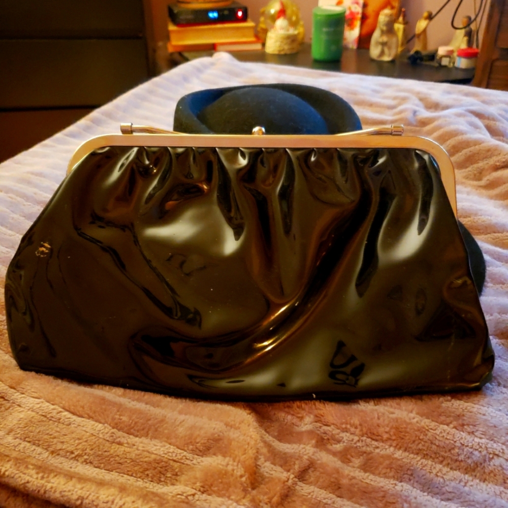 Vintage vinyl clutch FREE w every clothing purchase